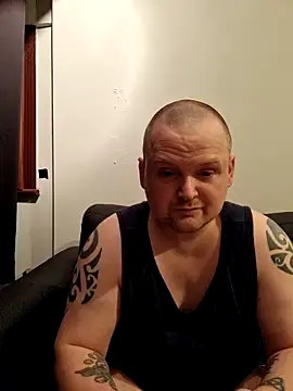 P4YNE webkamerás műsora