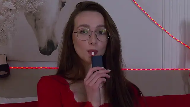 Emily_Simon Adlı Modelin Canlı XXX Sohbeti