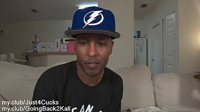 boomboomr00m's Live XXX Chat