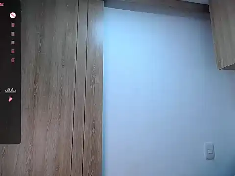 Danna_Ross_ Live XXX-Chat