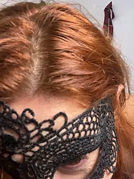 XXX chat uživo modela Miacarry