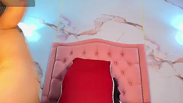 AlyaThompson Chat XXX live