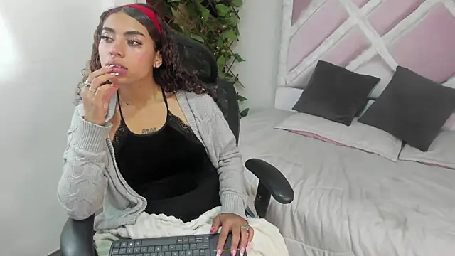 Tequilaaa11: онлайн-секс-чат