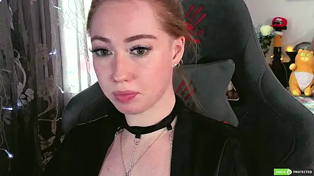 Chat +18 de TinaBrook ao vivo