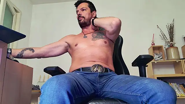 Chatroom XXX en direct de ChrisKox