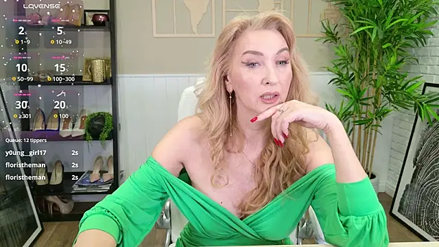 Chat +18 de LadyLeea ao vivo