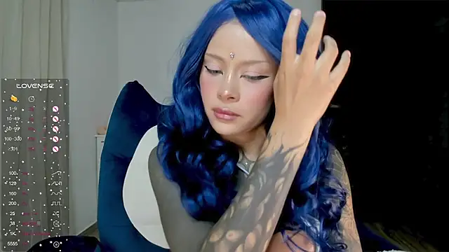 AlinaLukyanova élő XXX-chatje