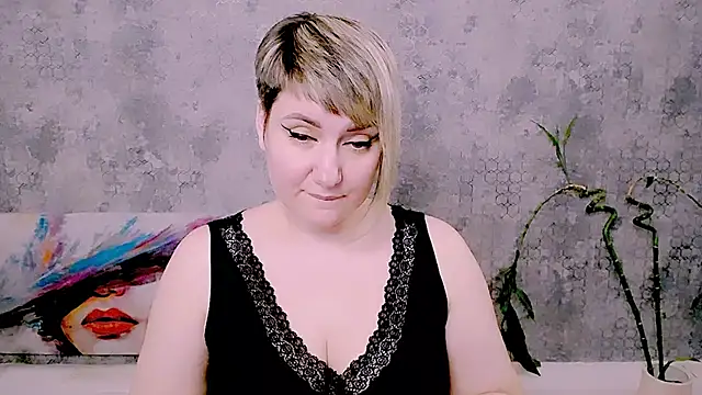 Djullia's Live XXX Chat