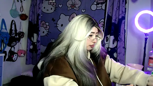 lussyevans24's Live XXX Chat