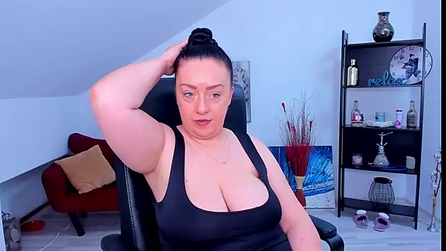 Chat +18 de BrendaSkye ao vivo