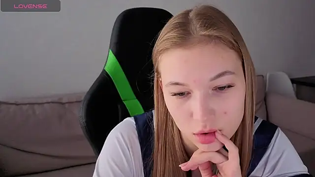 maria_plaudice 现场XXX聊天