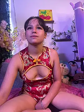 Chat XXX en directo de Eymmy_24