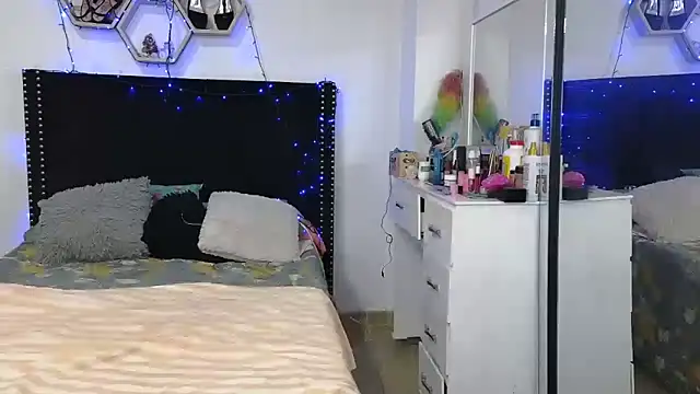 charlotte_077 라이브 XXX 채팅