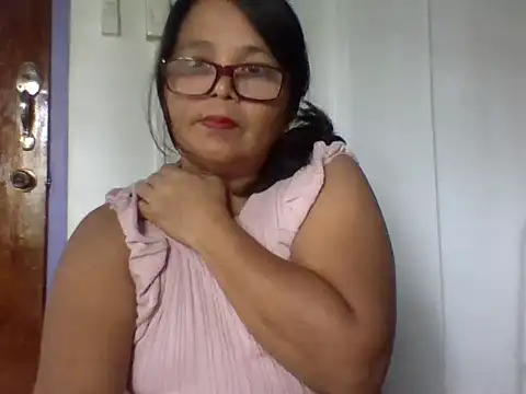 XXX chat uživo modela Flowerblossom123