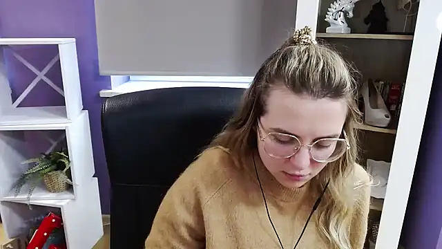 Zoey_Erotic Chat XXX in diretta