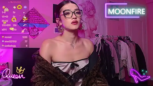 Вебкам-шоу moonfiredancer