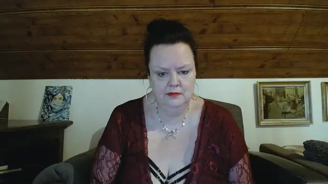 TiffanyMature's Live XXX Chat