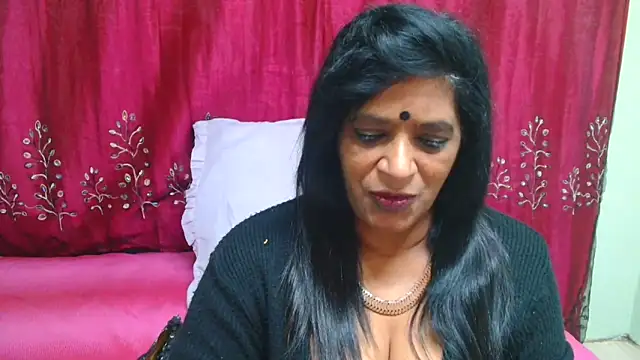 Chatroom XXX en direct de INDIANFUSION