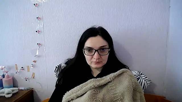 Shiny_gine Chat XXX in diretta