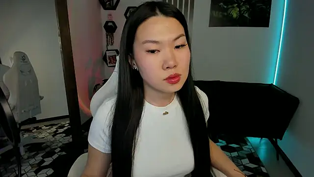 LunaPurrr: онлайн-секс-чат