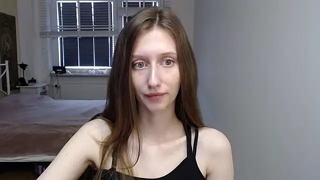 Chat +18 de LUNA_delight ao vivo