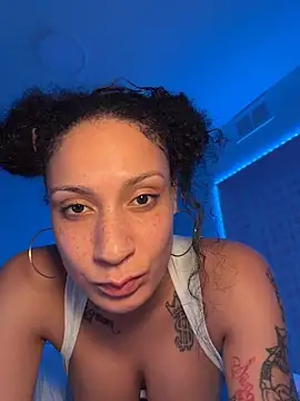 Czat XXX na żywo – FerrariFrench