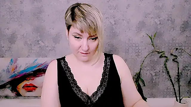 Živý XXX chat Djullia