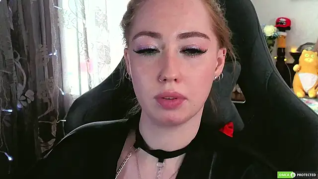 Chat +18 de TinaBrook ao vivo