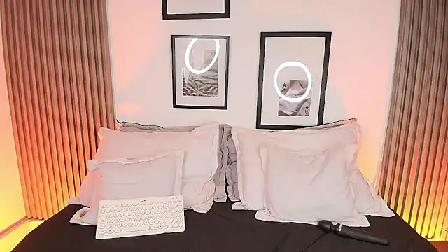 Chat +18 de ashlycarteer ao vivo