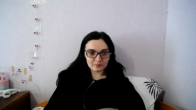 Shiny_gine's Live XXX Chat