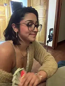 Chat XXX en directo de LilithMonette