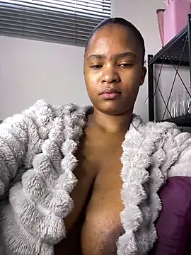 แชท XXX สดของ __Fifi