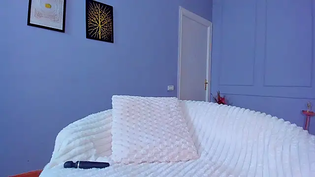 Chat XXX en directo de Awww_Ella