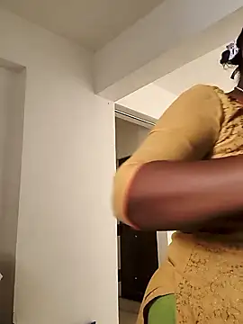 DIRTYSECRET_QUEEN_07's Live XXX Chat