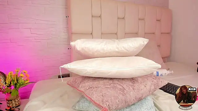 naina_deivis33n Live XXX chat