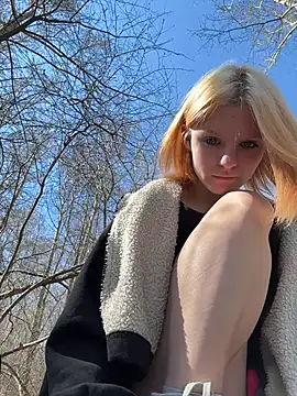 NinaParri's Webcam Show