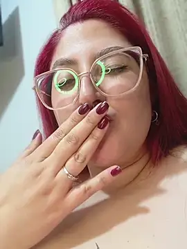 แชท XXX สดของ JuliiGrey