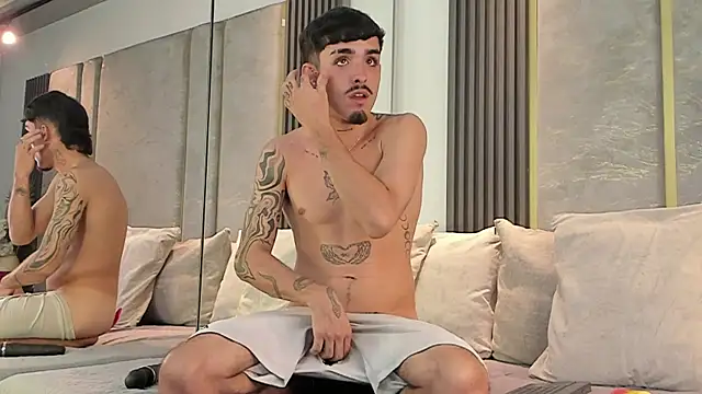 NikoStone_ Adlı Modelin Canlı XXX Sohbeti