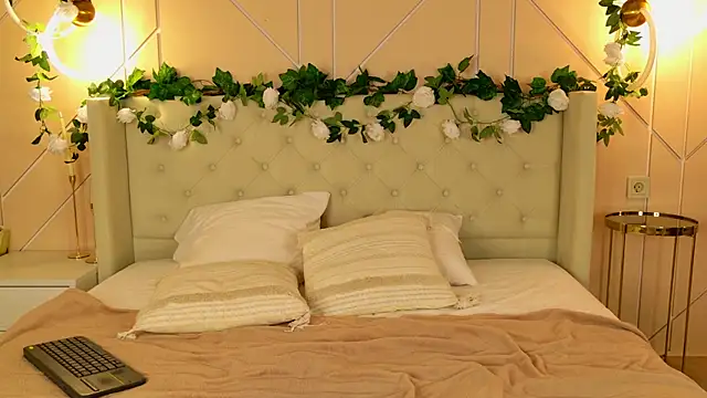 Chatroom XXX en direct de AdoraCortes