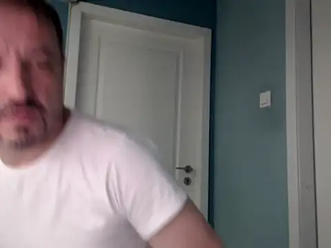 MisterFaithRO 라이브 XXX 채팅