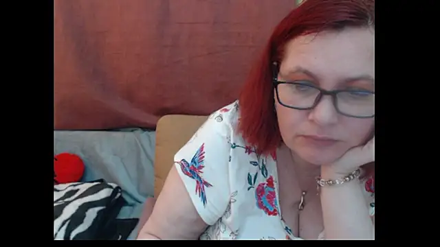 PlayfullMature: онлайн-секс-чат