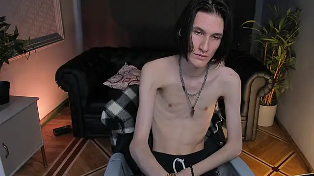 Онлайн чат XXX Klaude_Jam