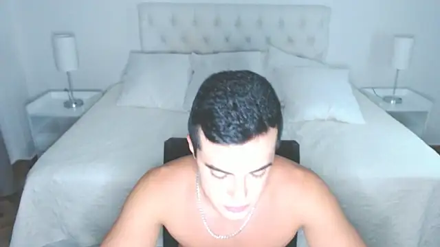 mr_hunterx webkamerás műsora