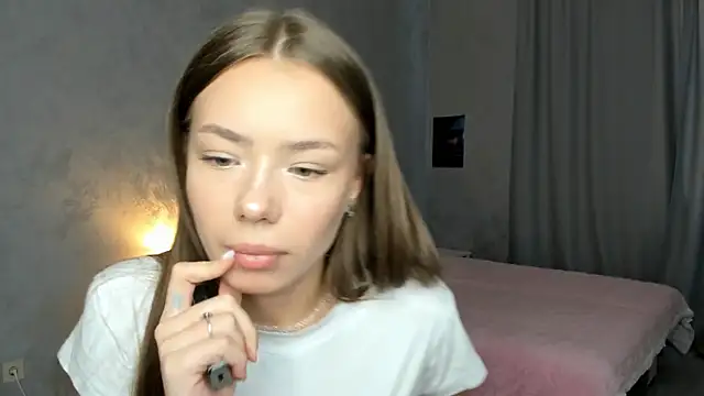 UlrikeStillwell Chat XXX in diretta