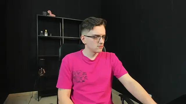 FelixStarkkのウェブカメラショー