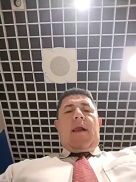 BigCristh79's Live XXX Chat