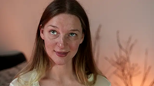 Special___ Adlı Modelin Canlı XXX Sohbeti