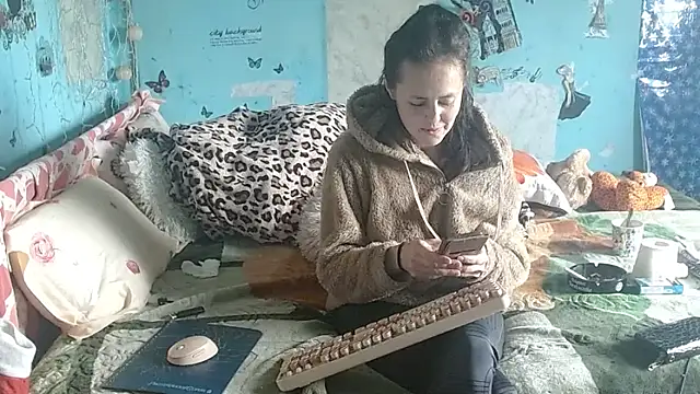 brighteyes77 – Live XXX-chat