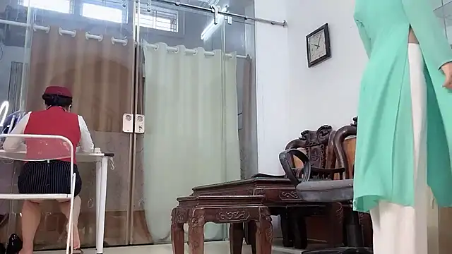 Вебкам-шоу Mono-Stewardesss