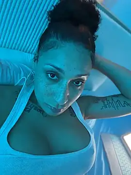 FerrariFrench: онлайн-секс-чат